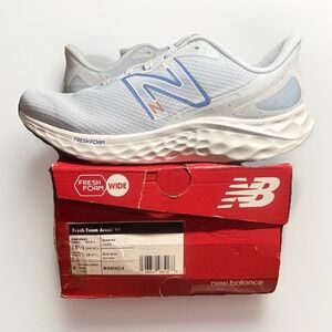 New Balance Women's Fresh Foam Arishi V4 Running Shoe - Blue - Size 10.5